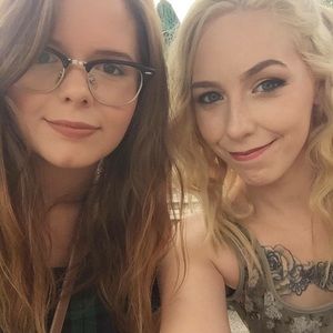 Meet your Posher, Alicia